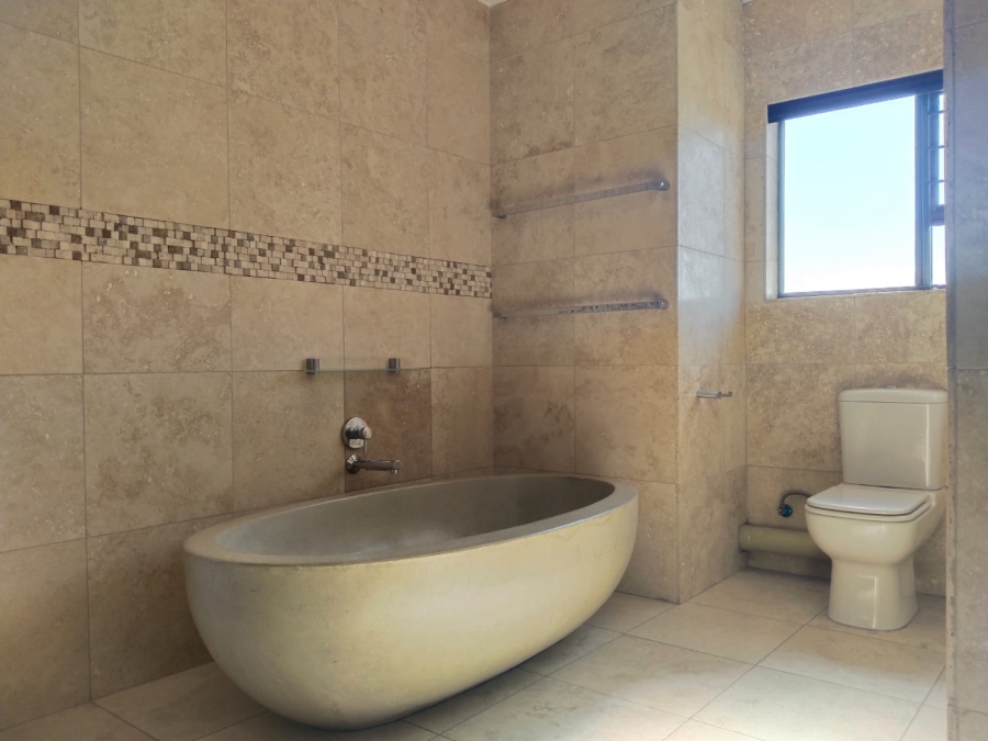 To Let 4 Bedroom Property for Rent in Sterkfontein A H Gauteng