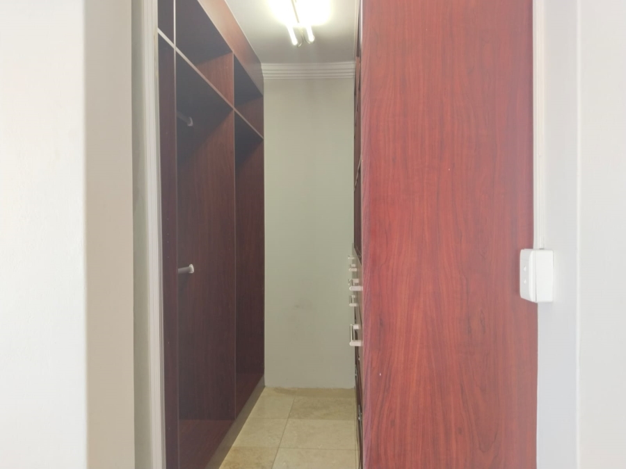 To Let 4 Bedroom Property for Rent in Sterkfontein A H Gauteng