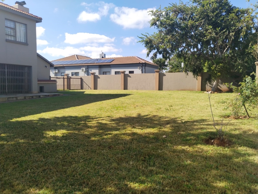 To Let 4 Bedroom Property for Rent in Sterkfontein A H Gauteng