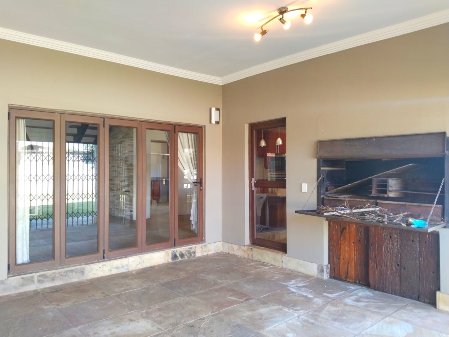 To Let 4 Bedroom Property for Rent in Sterkfontein A H Gauteng
