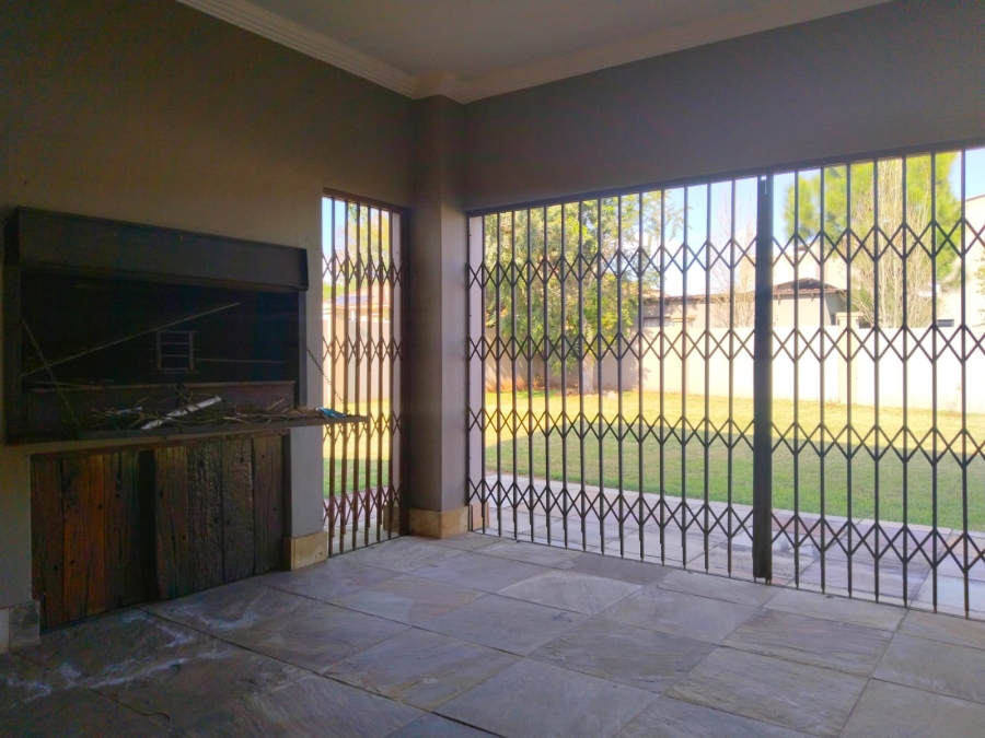To Let 4 Bedroom Property for Rent in Sterkfontein A H Gauteng