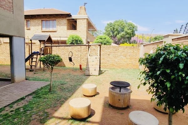 2 Bedroom Property for Sale in Pretoria North Gauteng