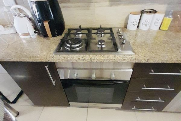 2 Bedroom Property for Sale in Pretoria North Gauteng