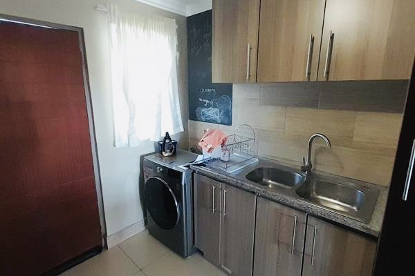 2 Bedroom Property for Sale in Pretoria North Gauteng