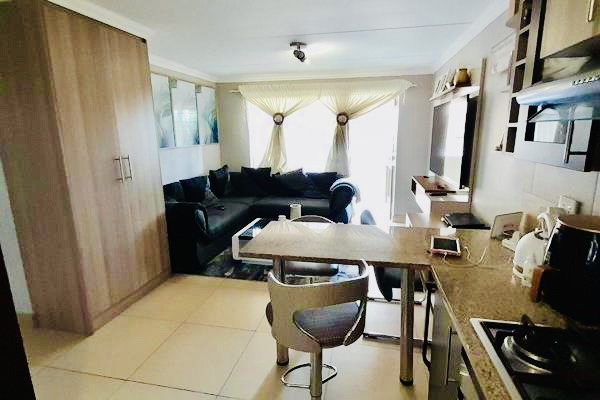 2 Bedroom Property for Sale in Pretoria North Gauteng