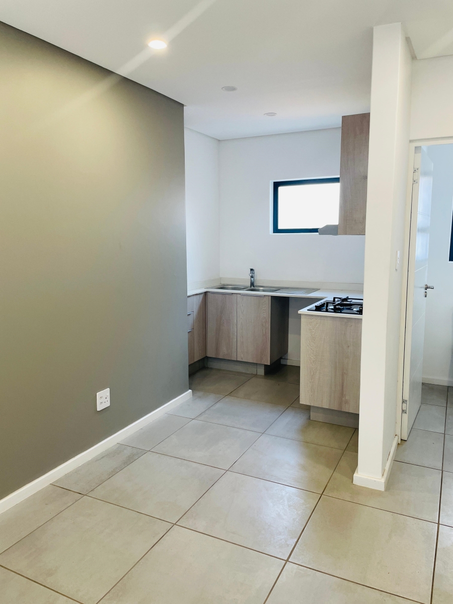 To Let 1 Bedroom Property for Rent in Lonehill Gauteng