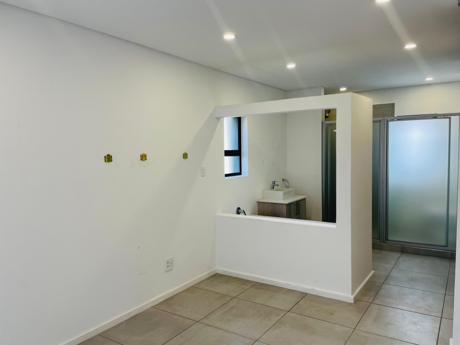 To Let 1 Bedroom Property for Rent in Lonehill Gauteng