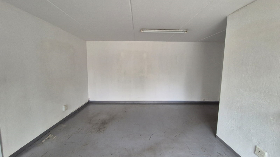 To Let commercial Property for Rent in Silvertondale Gauteng