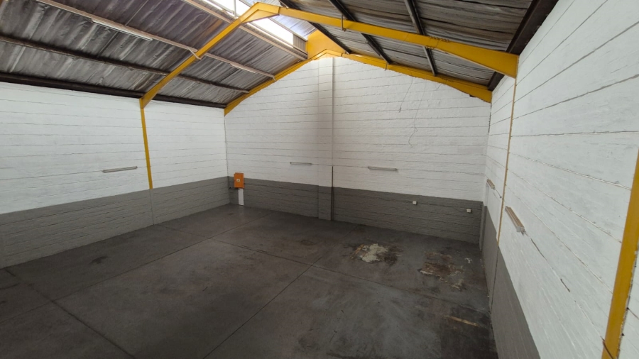 To Let commercial Property for Rent in Silvertondale Gauteng