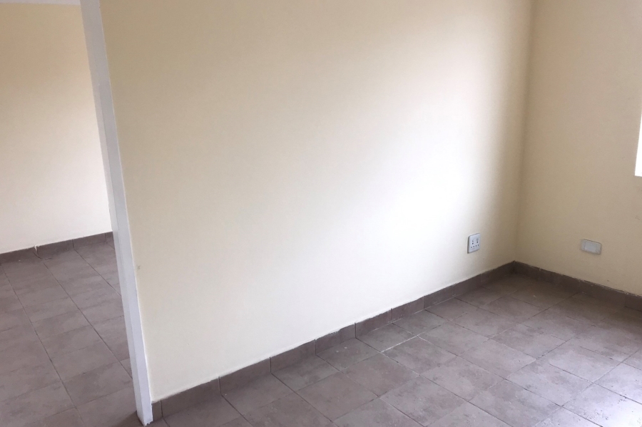 Commercial Property for Sale in Dunswart Gauteng