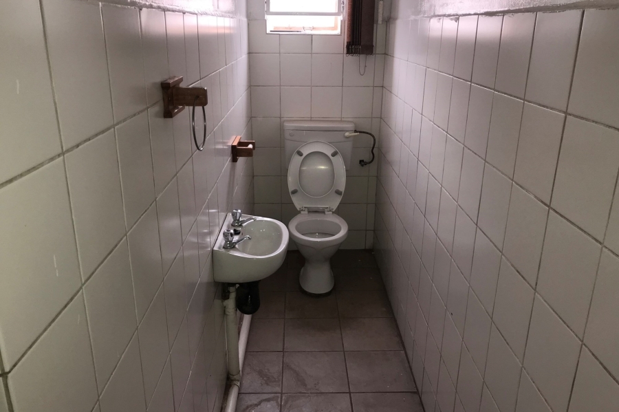 Commercial Property for Sale in Dunswart Gauteng
