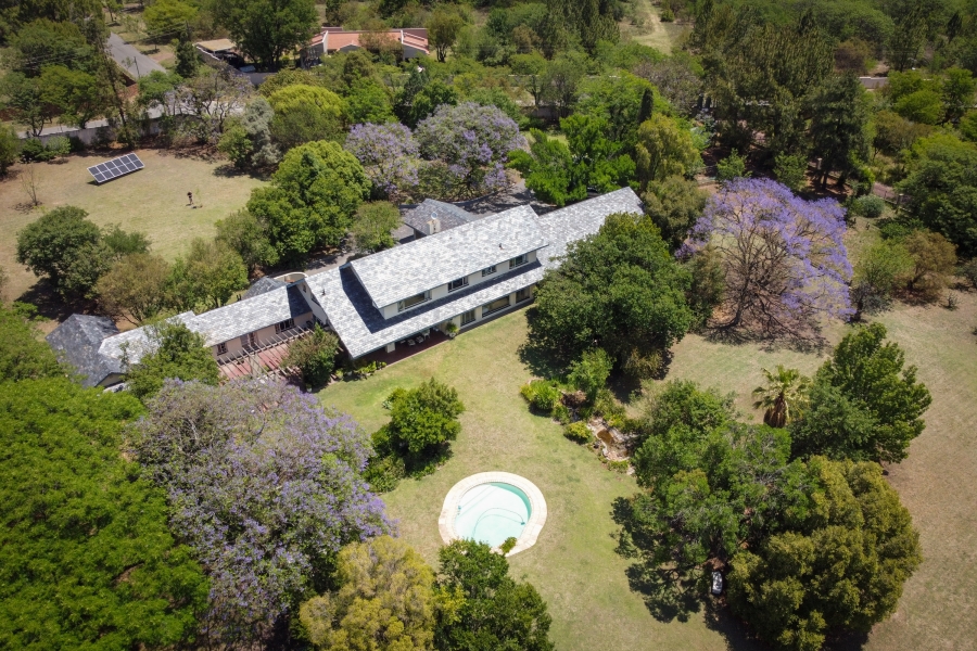 5 Bedroom Property for Sale in Chartwell Gauteng