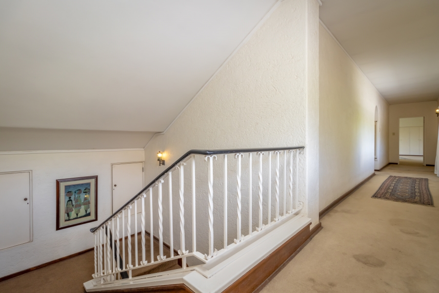 5 Bedroom Property for Sale in Chartwell Gauteng