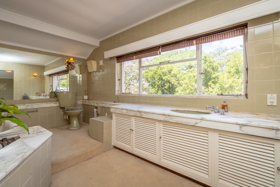 5 Bedroom Property for Sale in Chartwell Gauteng