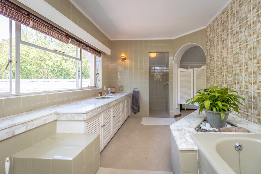 5 Bedroom Property for Sale in Chartwell Gauteng