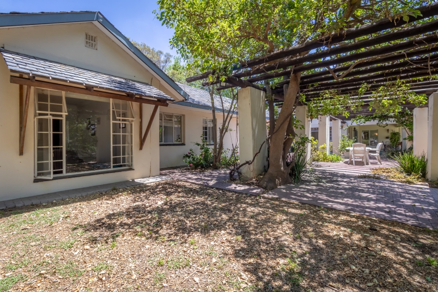 5 Bedroom Property for Sale in Chartwell Gauteng