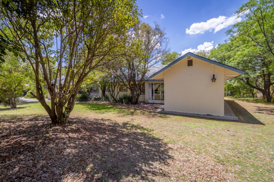 5 Bedroom Property for Sale in Chartwell Gauteng