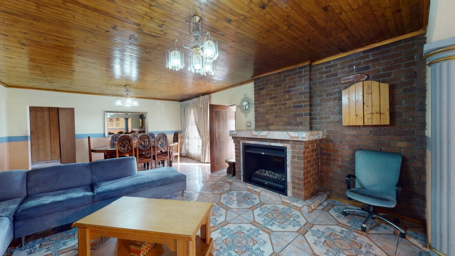4 Bedroom Property for Sale in Mackenzie Park Gauteng