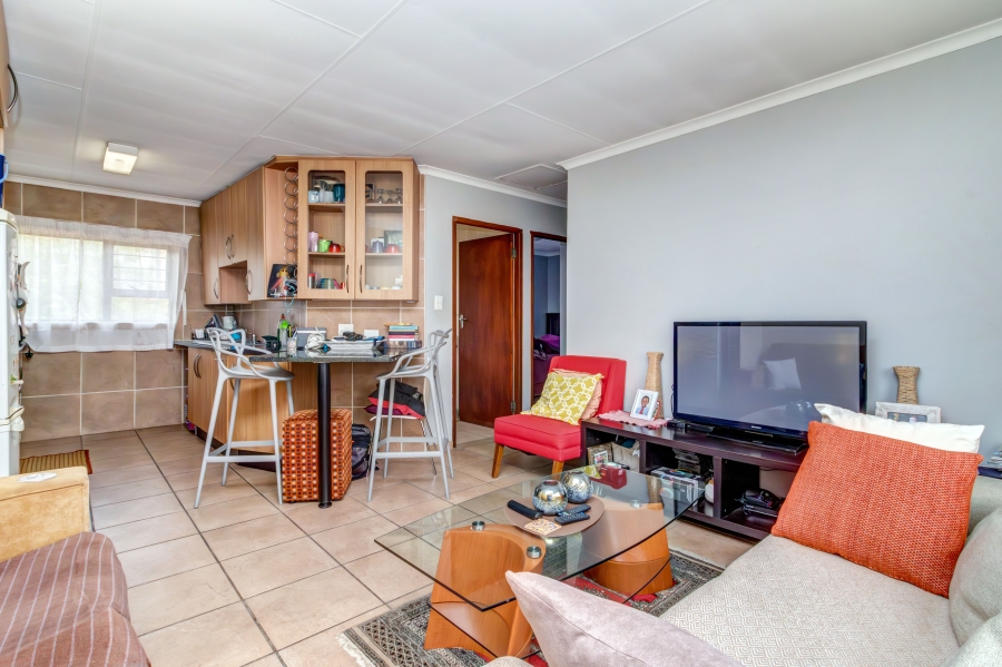 2 Bedroom Property for Sale in Broadacres Gauteng