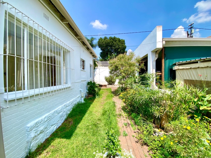 To Let 3 Bedroom Property for Rent in Mountain View Gauteng