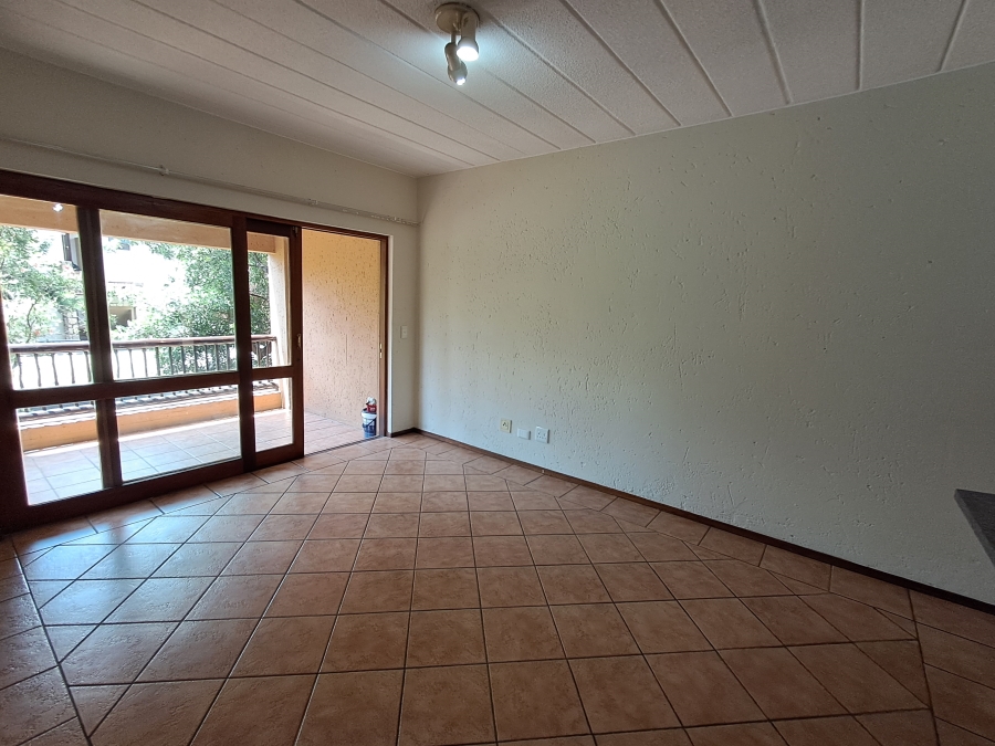 To Let 1 Bedroom Property for Rent in Douglasdale Gauteng