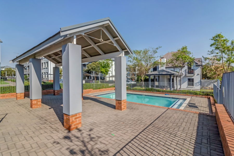 2 Bedroom Property for Sale in Broadacres Gauteng
