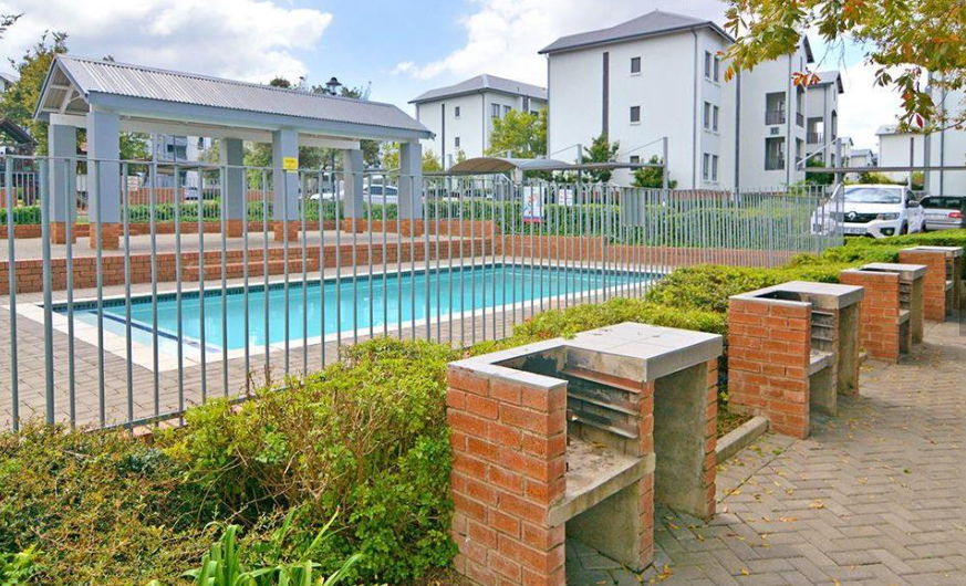 2 Bedroom Property for Sale in Broadacres Gauteng