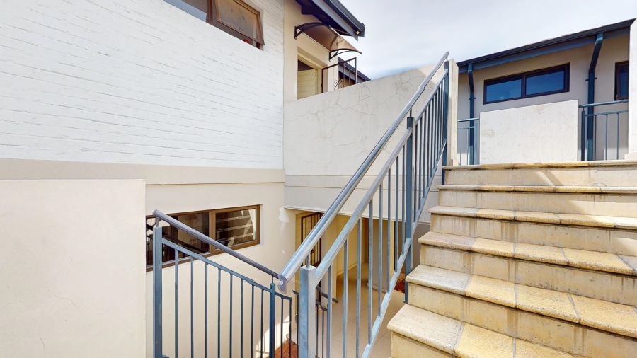 2 Bedroom Property for Sale in Brentwood Gauteng