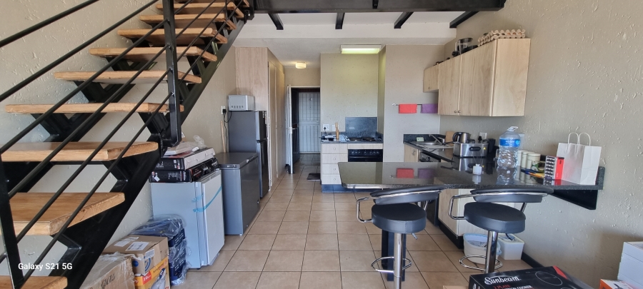 1 Bedroom Property for Sale in Hillcrest Gauteng
