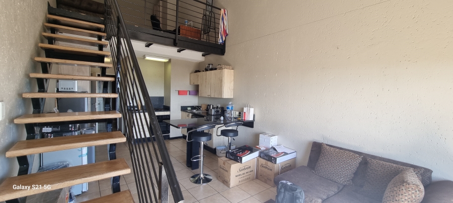 1 Bedroom Property for Sale in Hillcrest Gauteng