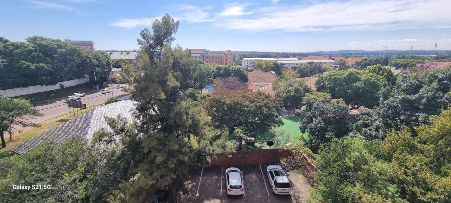 1 Bedroom Property for Sale in Hillcrest Gauteng