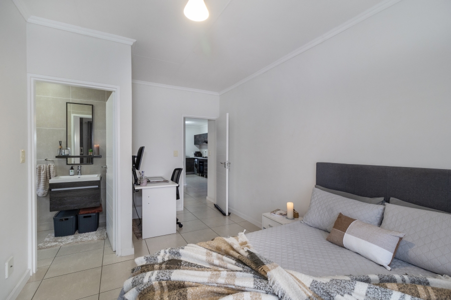 2 Bedroom Property for Sale in Greenstone Hill Gauteng