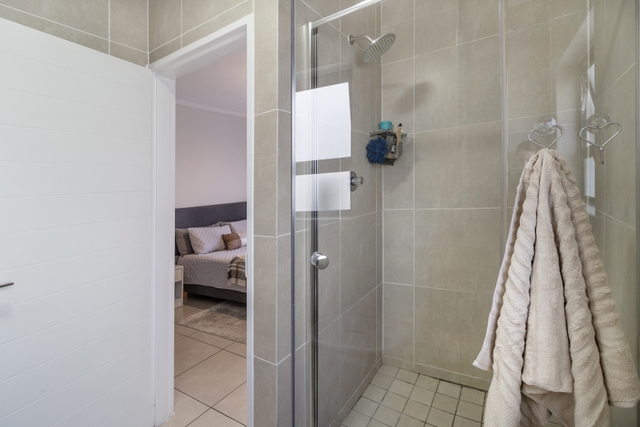 2 Bedroom Property for Sale in Greenstone Hill Gauteng