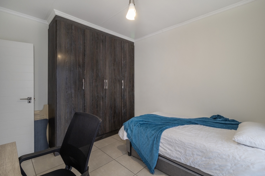 2 Bedroom Property for Sale in Greenstone Hill Gauteng