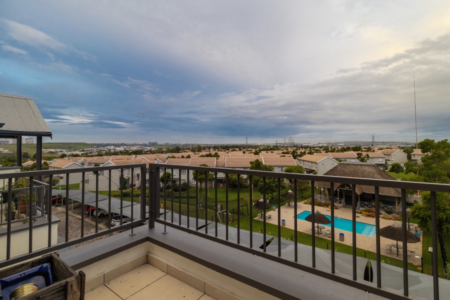 2 Bedroom Property for Sale in Greenstone Hill Gauteng
