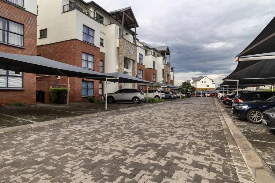 2 Bedroom Property for Sale in Greenstone Hill Gauteng