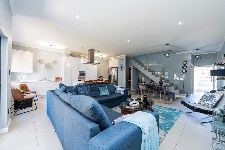 3 Bedroom Property for Sale in Lonehill Gauteng