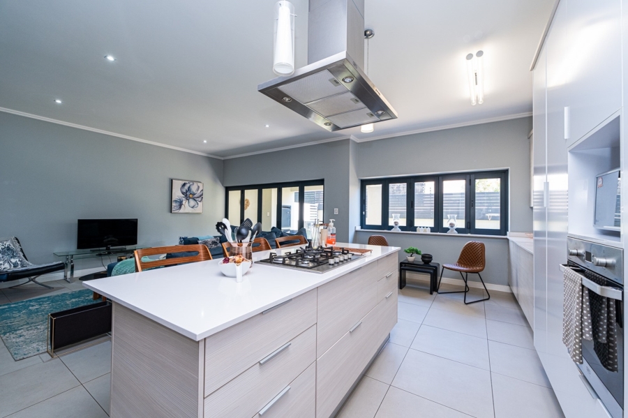 3 Bedroom Property for Sale in Lonehill Gauteng