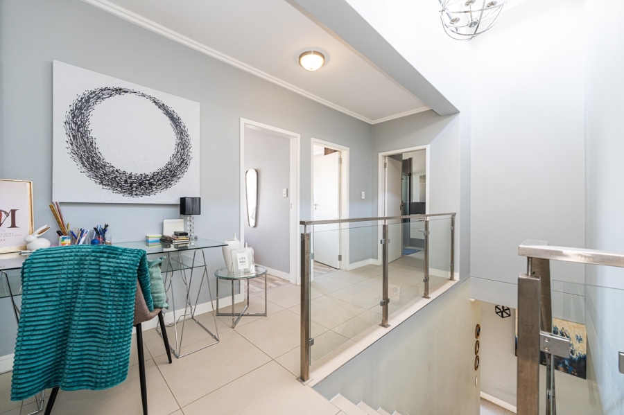 3 Bedroom Property for Sale in Lonehill Gauteng