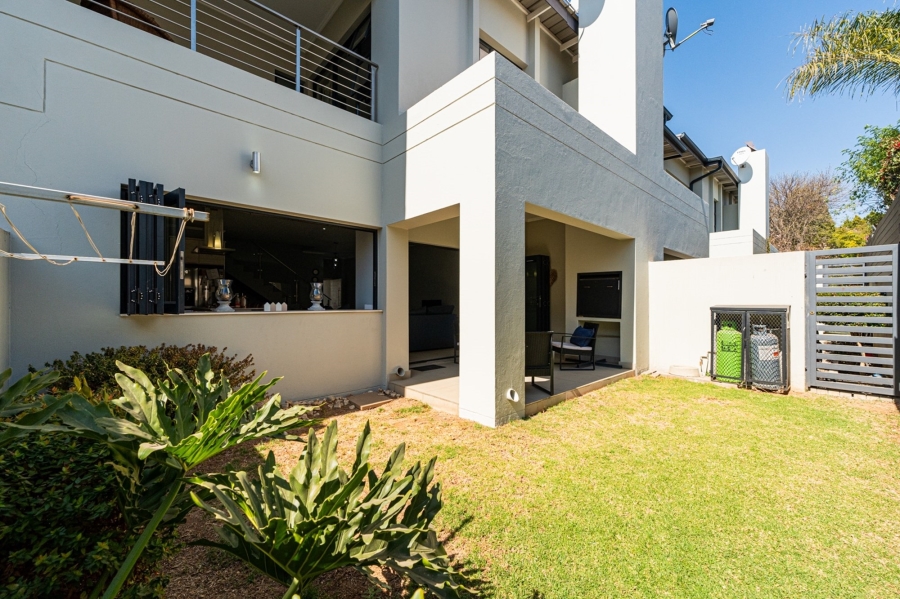 3 Bedroom Property for Sale in Lonehill Gauteng