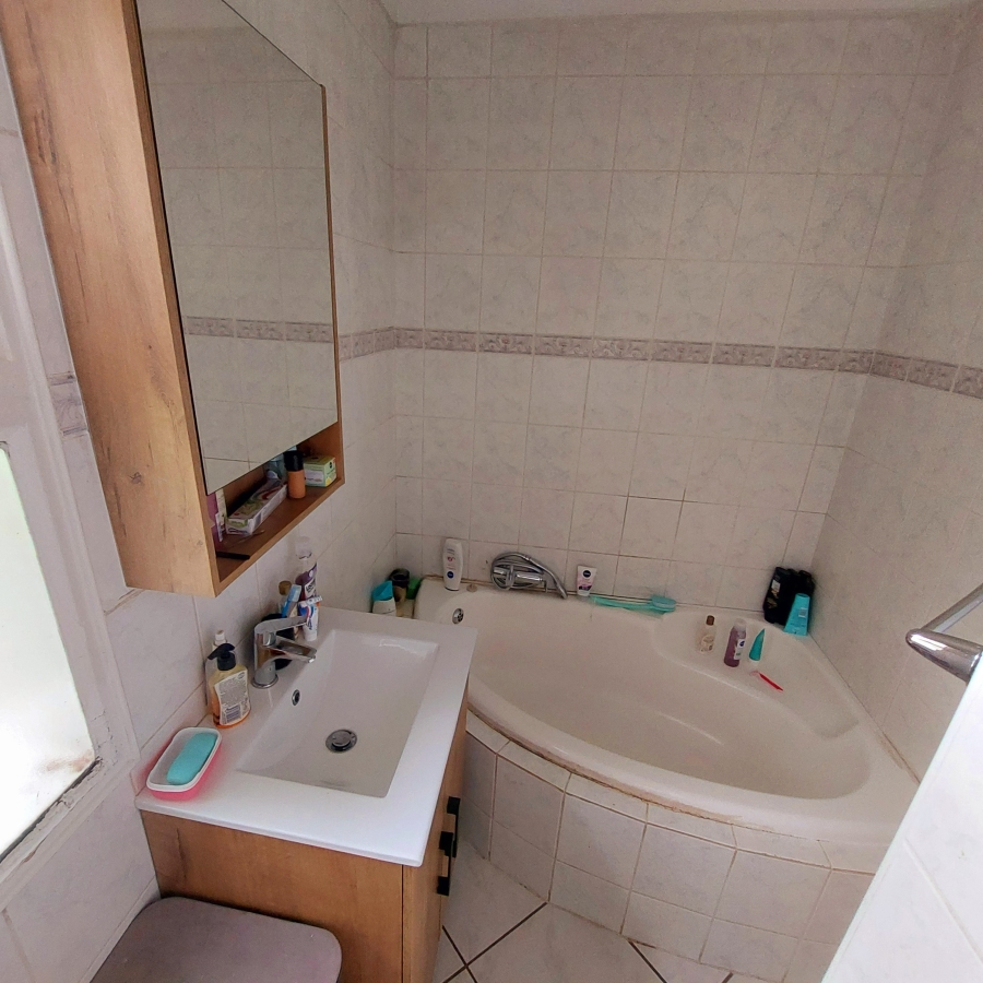 3 Bedroom Property for Sale in Beyers Park Gauteng