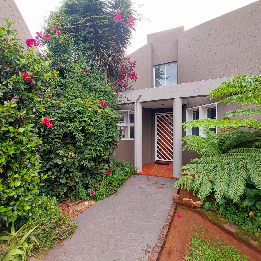 3 Bedroom Property for Sale in Beyers Park Gauteng