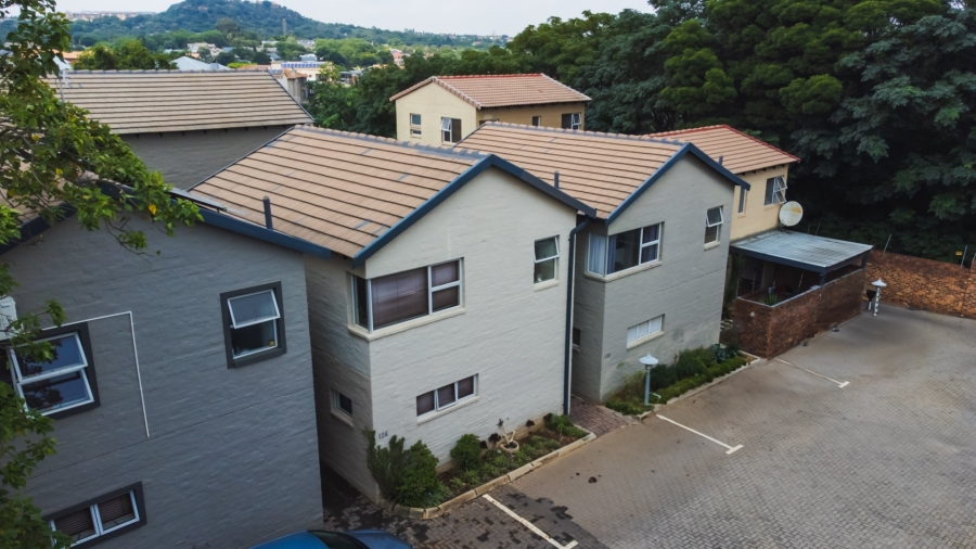 2 Bedroom Property for Sale in Bronberg Gauteng