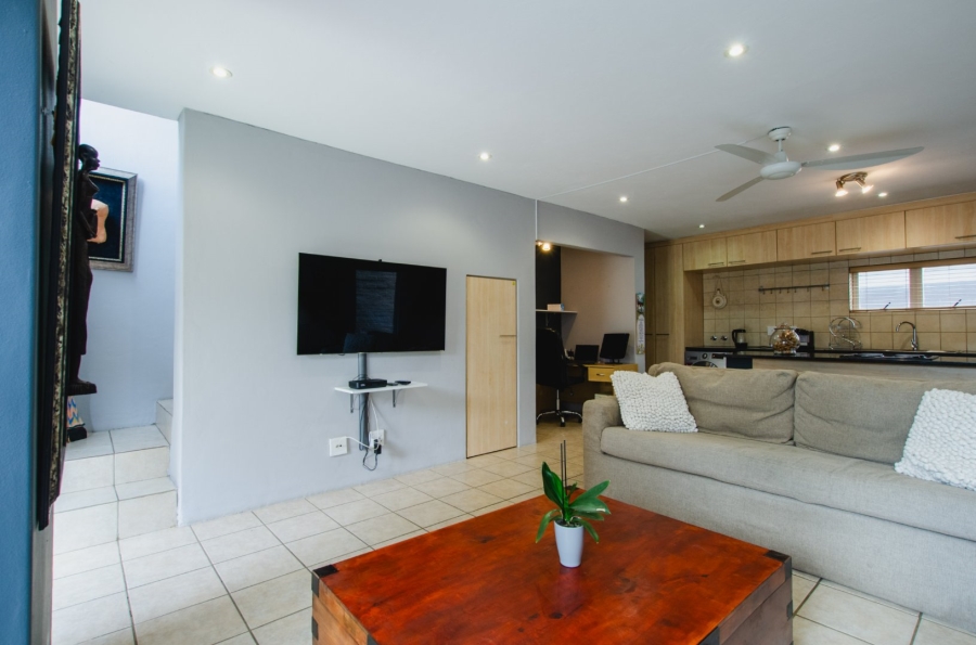 2 Bedroom Property for Sale in Bronberg Gauteng