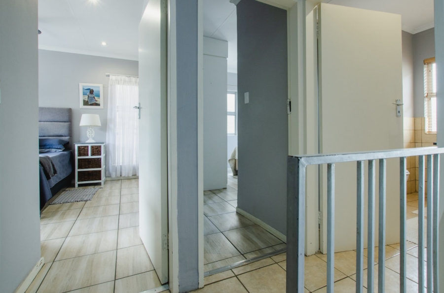 2 Bedroom Property for Sale in Bronberg Gauteng