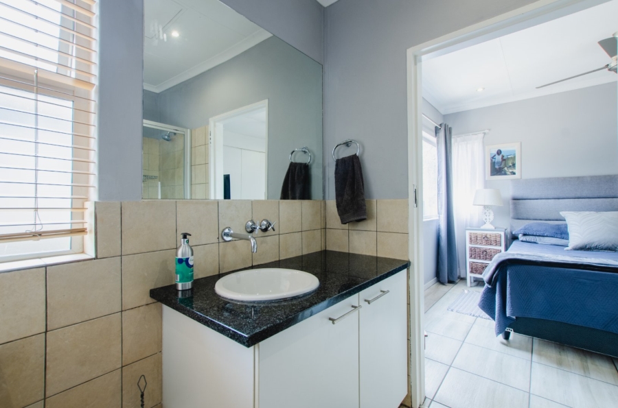 2 Bedroom Property for Sale in Bronberg Gauteng