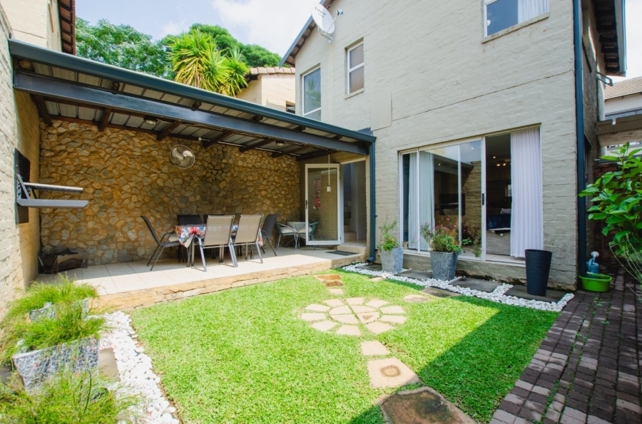 2 Bedroom Property for Sale in Bronberg Gauteng