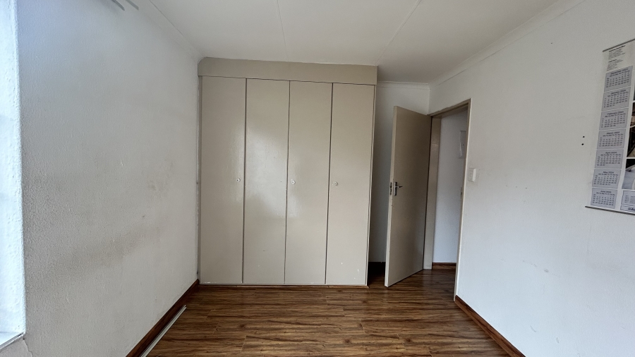 2 Bedroom Property for Sale in Groblerpark Gauteng