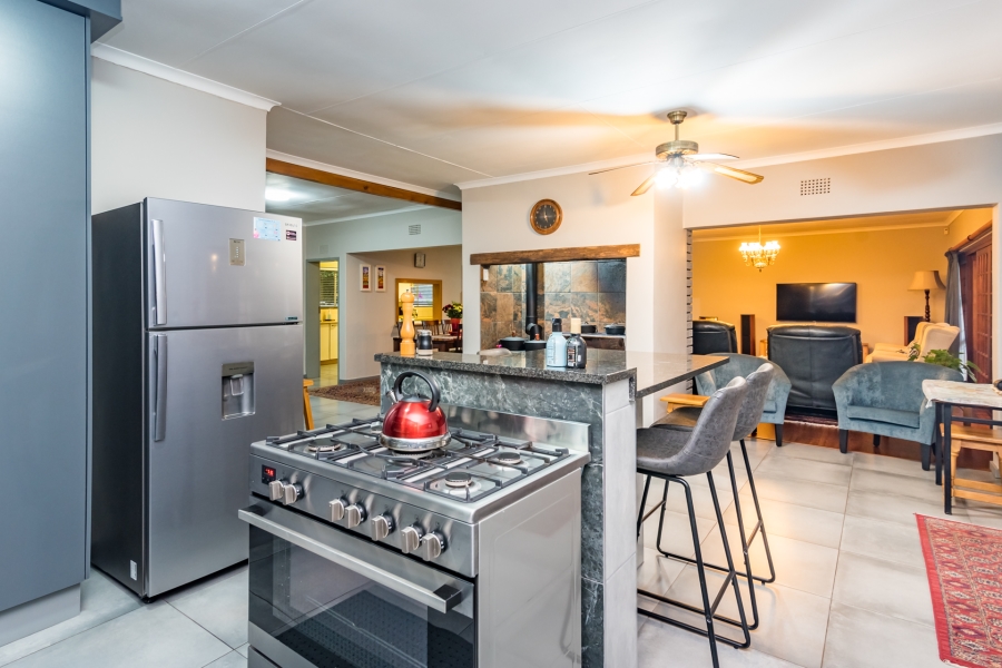 4 Bedroom Property for Sale in Noordheuwel Gauteng