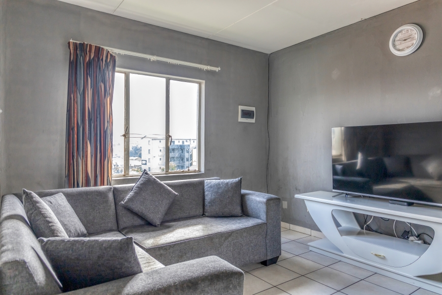 2 Bedroom Property for Sale in Fleurhof Gauteng
